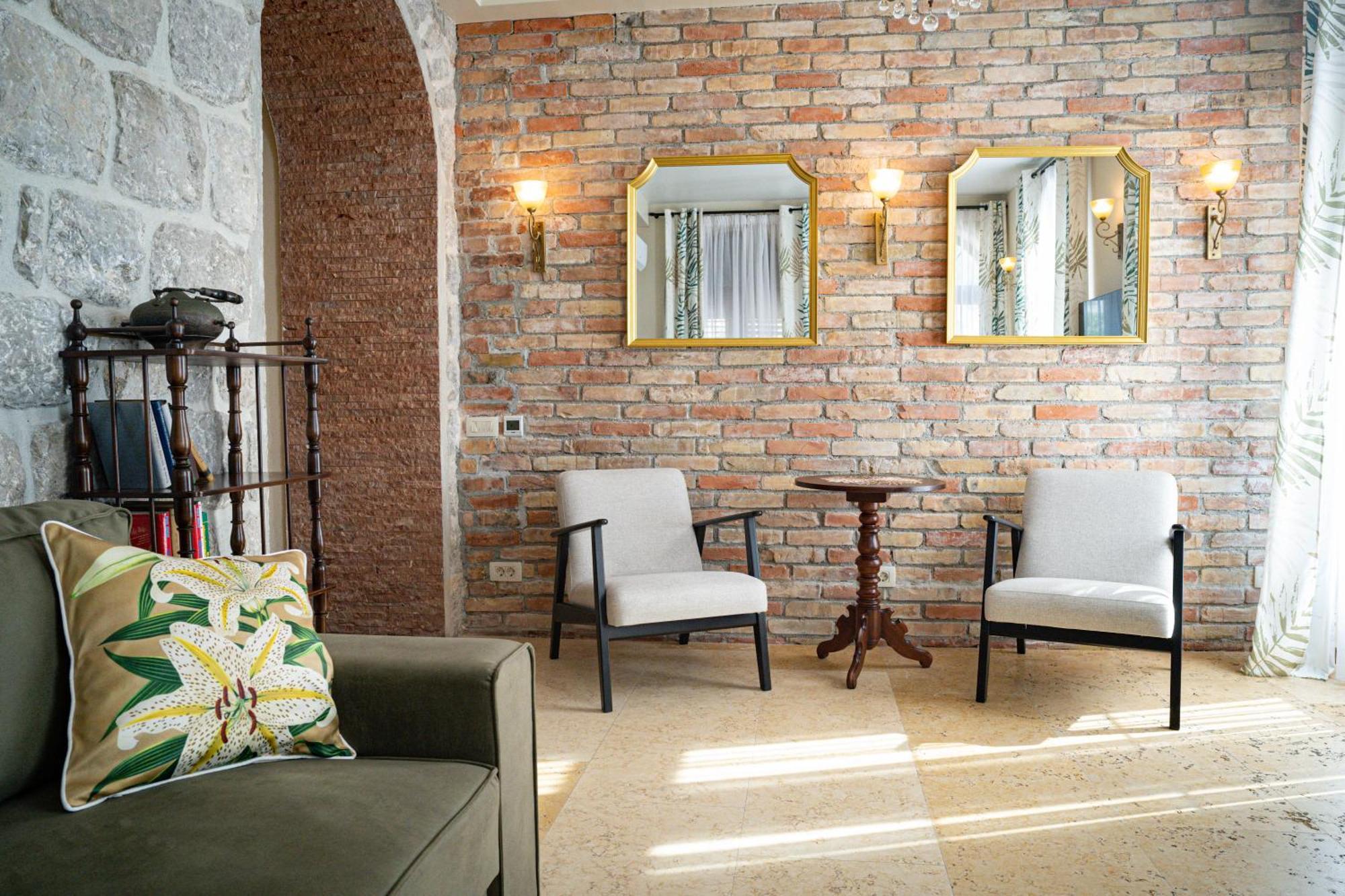 Eco Hotel Carrubba Donja Lastva Habitación foto